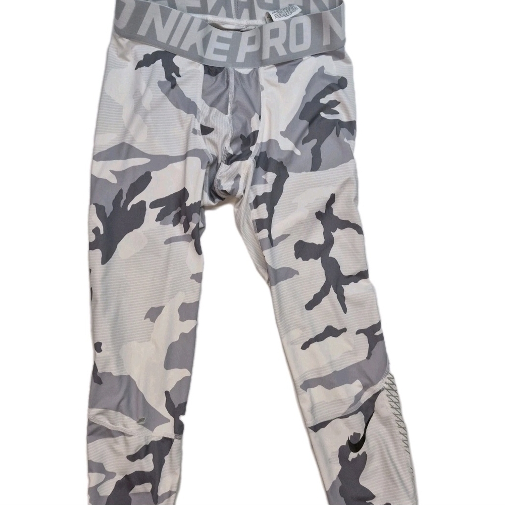 Nike Pro Dri-FIT Mens Camo Gray Leggings Sz Small *SEE pic small hole at  Knee